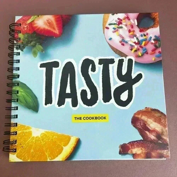 Like NEW Tasty the Cookbook Pre Owned With Name Patricia In First Page - Picture 1 of 4